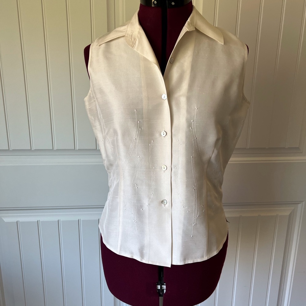 Elegant silk Cream Sleeveless Blouse